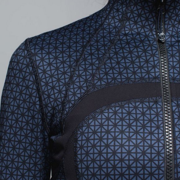 Lululemon Athletica Patterned Dark Blue Ski Jacket - Picture 2 of 11
